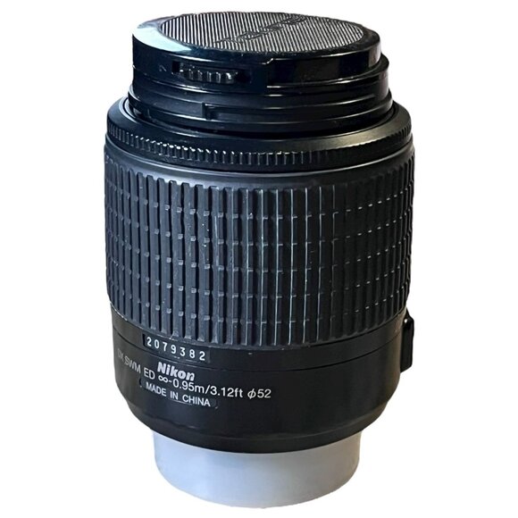 Nikon AF-S DX NIKKOR 55-200mm f/4-5.6G ED VR Lens - Picture 6 of 12